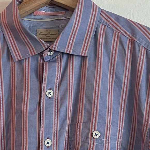 TOMMY BAHAMA JEANS Patterned Stripe Button Up Shirt - Picture 3 of 6